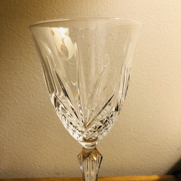 SALZBURG CRISTAL DE FLANDRE 4 VERRES A PIED  6 1/4 OZ.  MADE IN FRANCE - Picture 3 of 9